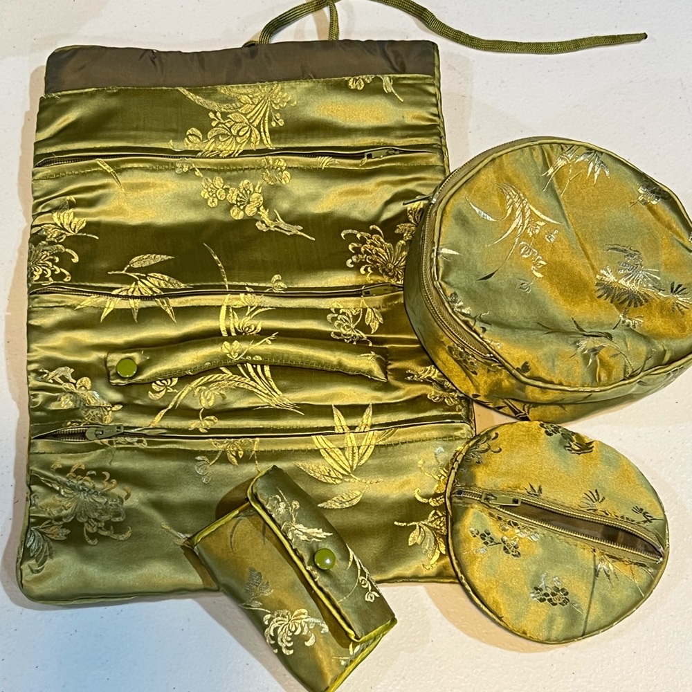 Beautiful Vintage Green Satin Travel Set 4 piece